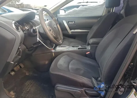 2015 Nissan Rogue Select S z USA, uszkodzony, nr VIN JN8AS5MV2FW260217